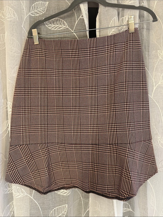 White House Black Market Dresses & Skirts - White House Black Market Burgundy and Black Plaid Mini Skirt with Ruffle Hem